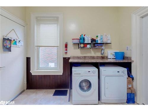 66 Parkside Drive, Barrie, ON - Indoor Photo Showing Laundry Room