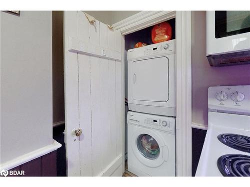 66 Parkside Drive, Barrie, ON - Indoor Photo Showing Laundry Room