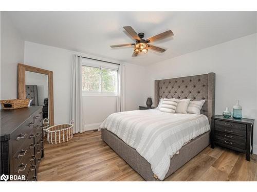 132 Switzer Street, New Lowell, ON - Indoor Photo Showing Bedroom