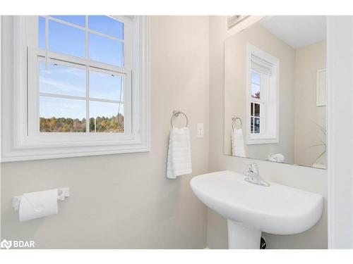 47 Little Ryans Way, Bracebridge, ON - Indoor Photo Showing Bathroom