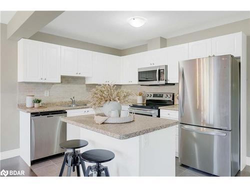 47 Little Ryans Way, Bracebridge, ON - Indoor Photo Showing Kitchen With Stainless Steel Kitchen With Upgraded Kitchen