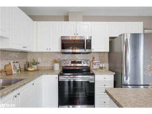 47 Little Ryans Way, Bracebridge, ON - Indoor Photo Showing Kitchen With Stainless Steel Kitchen