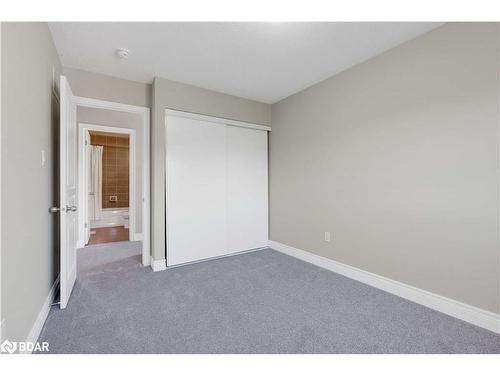 47 Little Ryans Way, Bracebridge, ON - Indoor Photo Showing Other Room