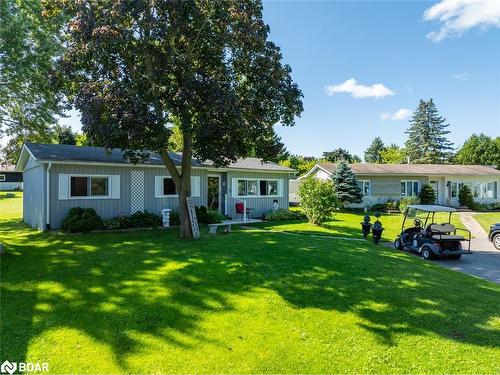 15 Maple Court, Innisfil, ON - Outdoor With Facade