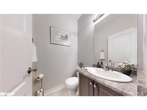 14 Kawana Road, Brampton, ON - Indoor Photo Showing Bathroom