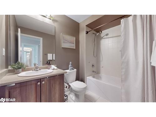 14 Kawana Road, Brampton, ON - Indoor Photo Showing Bathroom