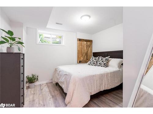 8 St Pauls Place, Orangeville, ON - Indoor Photo Showing Bedroom