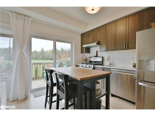 9 Deneb Street, Barrie, ON - Indoor Photo Showing Kitchen With Stainless Steel Kitchen