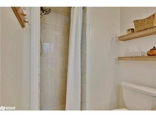 9 Deneb Street, Barrie, ON - Indoor Photo Showing Bathroom