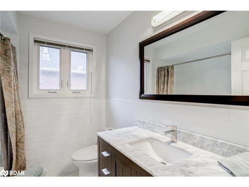 8 Appleton Trail, Brampton, ON - Indoor Photo Showing Bathroom