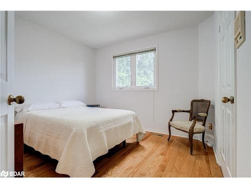 8 Appleton Trail, Brampton, ON - Indoor Photo Showing Bedroom