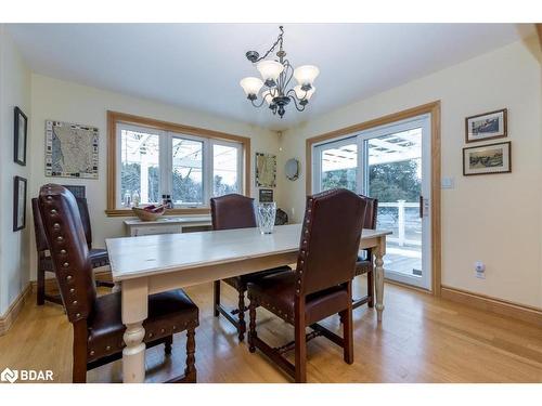 1139 River Lane, Severn Bridge, ON - Indoor Photo Showing Dining Room