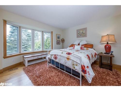 1139 River Lane, Severn Bridge, ON - Indoor Photo Showing Bedroom