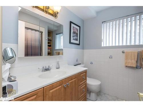 1139 River Lane, Severn Bridge, ON - Indoor Photo Showing Bathroom