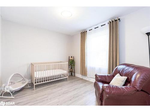 164 Eagle Street, Newmarket, ON - Indoor Photo Showing Bedroom