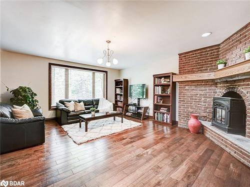 14902 Mount Pleasant Road, Caledon, ON - Indoor Photo Showing Living Room With Fireplace