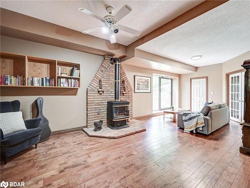 14902 Mount Pleasant Road, Caledon, ON - Indoor Photo Showing Living Room With Fireplace