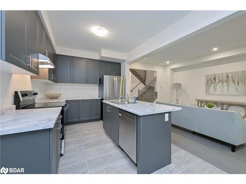 48 Nicort Rd Road, Wasaga Beach, ON - Indoor Photo Showing Kitchen