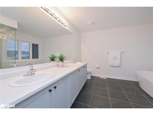 48 Nicort Rd Road, Wasaga Beach, ON - Indoor Photo Showing Bathroom