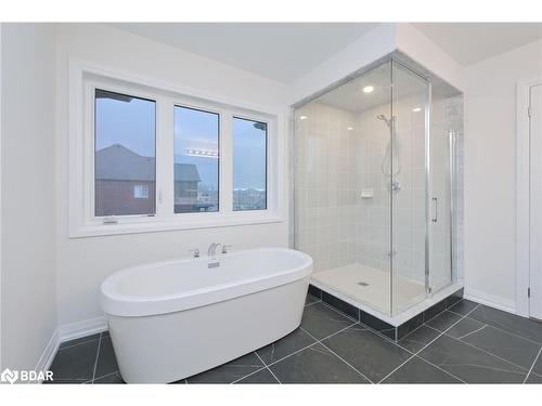 48 Nicort Rd Road, Wasaga Beach, ON - Indoor Photo Showing Bathroom