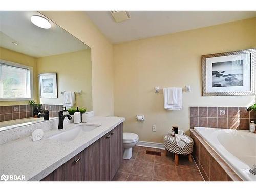 49 Skylark Drive, Vaughan, ON - Indoor Photo Showing Bathroom