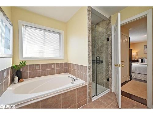 49 Skylark Drive, Vaughan, ON - Indoor Photo Showing Bathroom