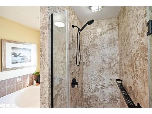 49 Skylark Drive, Vaughan, ON - Indoor Photo Showing Bathroom