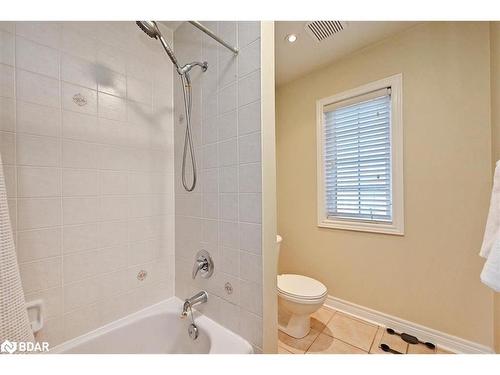 49 Skylark Drive, Vaughan, ON - Indoor Photo Showing Bathroom