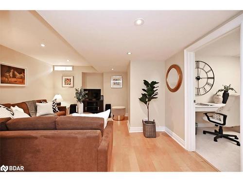 49 Skylark Drive, Vaughan, ON - Indoor Photo Showing Living Room