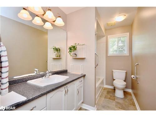 65 Johnson Street Street, Orillia, ON - Indoor Photo Showing Bathroom