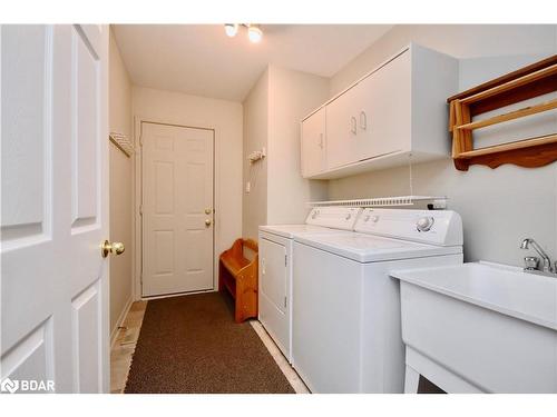 65 Johnson Street Street, Orillia, ON - Indoor Photo Showing Laundry Room