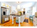 422 Hugel Avenue, Midland, ON  - Indoor Photo Showing Kitchen With Upgraded Kitchen 