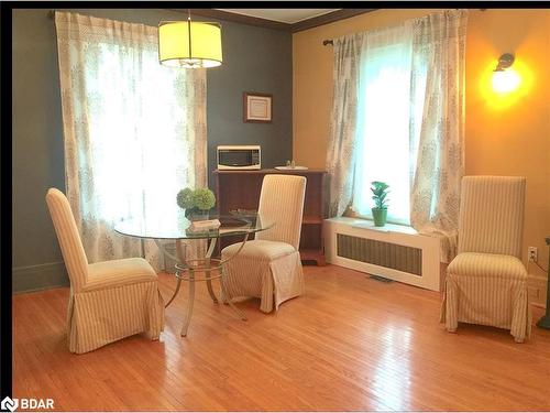 422 Hugel Avenue, Midland, ON - Indoor Photo Showing Dining Room