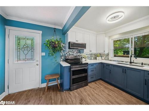 787 Churchill Lane, Georgina, ON - Indoor Photo Showing Kitchen