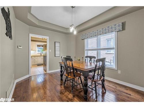 34 Batteaux Street, Barrie, ON - Indoor Photo Showing Dining Room