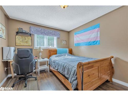 34 Batteaux Street, Barrie, ON - Indoor Photo Showing Bedroom