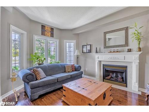 34 Batteaux Street, Barrie, ON - Indoor Photo Showing Living Room With Fireplace