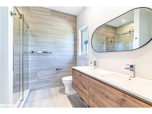 33 Coshs Road, Bobcaygeon, ON - Indoor Photo Showing Bathroom