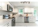 734 James Street, Innisfil, ON  - Indoor Photo Showing Kitchen With Stainless Steel Kitchen With Upgraded Kitchen 