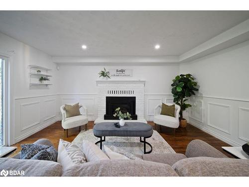 13 Thompson Drive, Port Dover, ON - Indoor Photo Showing Living Room With Fireplace