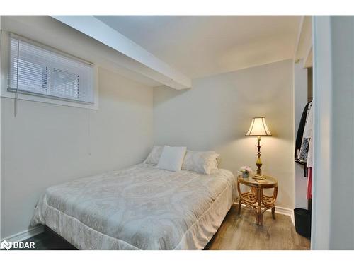 379 Old Muskoka Road, Orillia, ON - Indoor Photo Showing Bedroom