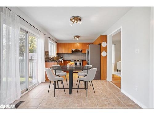 2173 Crestmont Drive, Oakville, ON - Indoor Photo Showing Dining Room