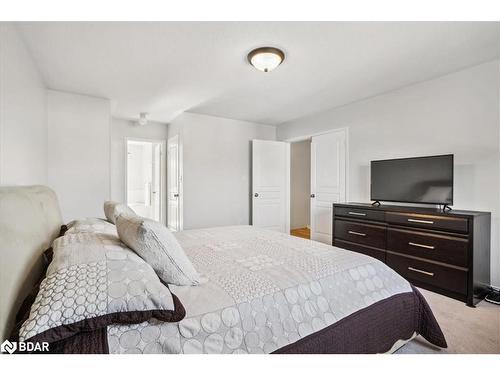 2173 Crestmont Drive, Oakville, ON - Indoor Photo Showing Bedroom