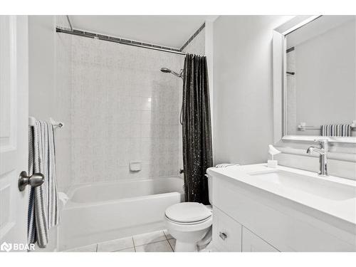 2173 Crestmont Drive, Oakville, ON - Indoor Photo Showing Bathroom