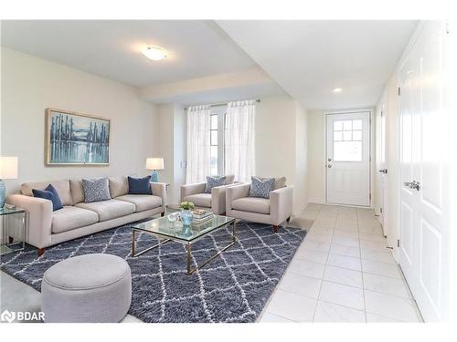 15 Lana Circle, Wasaga Beach, ON - Indoor Photo Showing Living Room