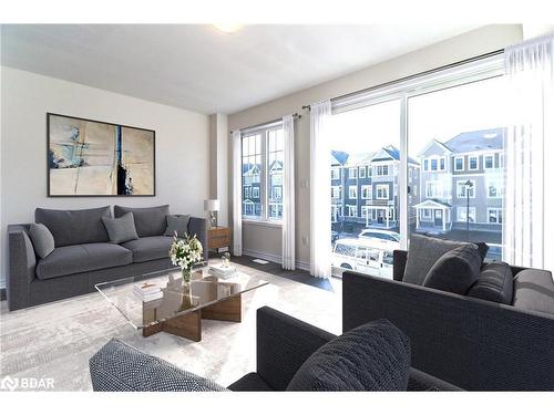 15 Lana Circle, Wasaga Beach, ON - Indoor Photo Showing Living Room