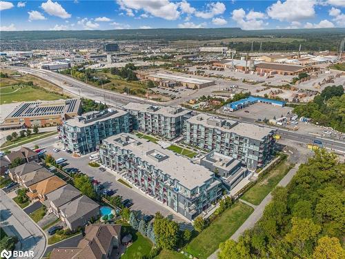 312-5220 Dundas Street, Burlington, ON - Outdoor With View