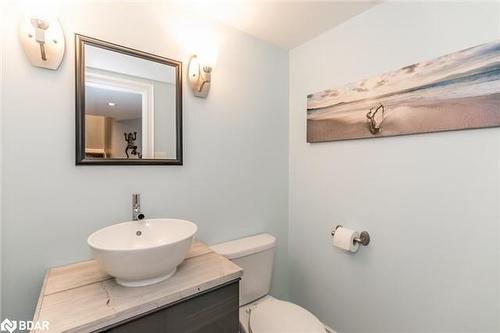 107 Winchester Terrace, Barrie, ON - Indoor Photo Showing Bathroom