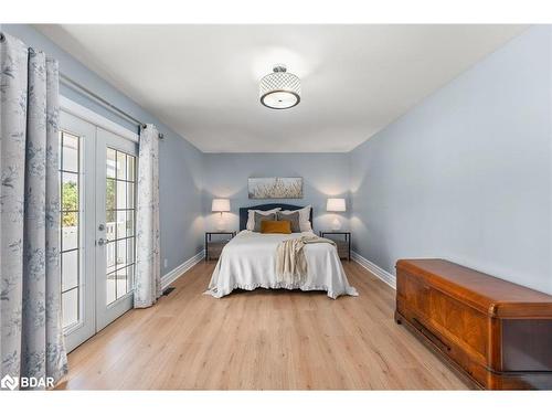 13 Hodgson Drive, Kawartha Lakes, ON - Indoor Photo Showing Bedroom