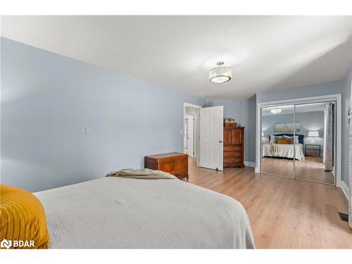 13 Hodgson Drive, Kawartha Lakes, ON - Indoor Photo Showing Bedroom